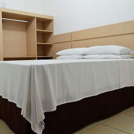 Richard Hotel Pôrto Velho Buitenkant foto