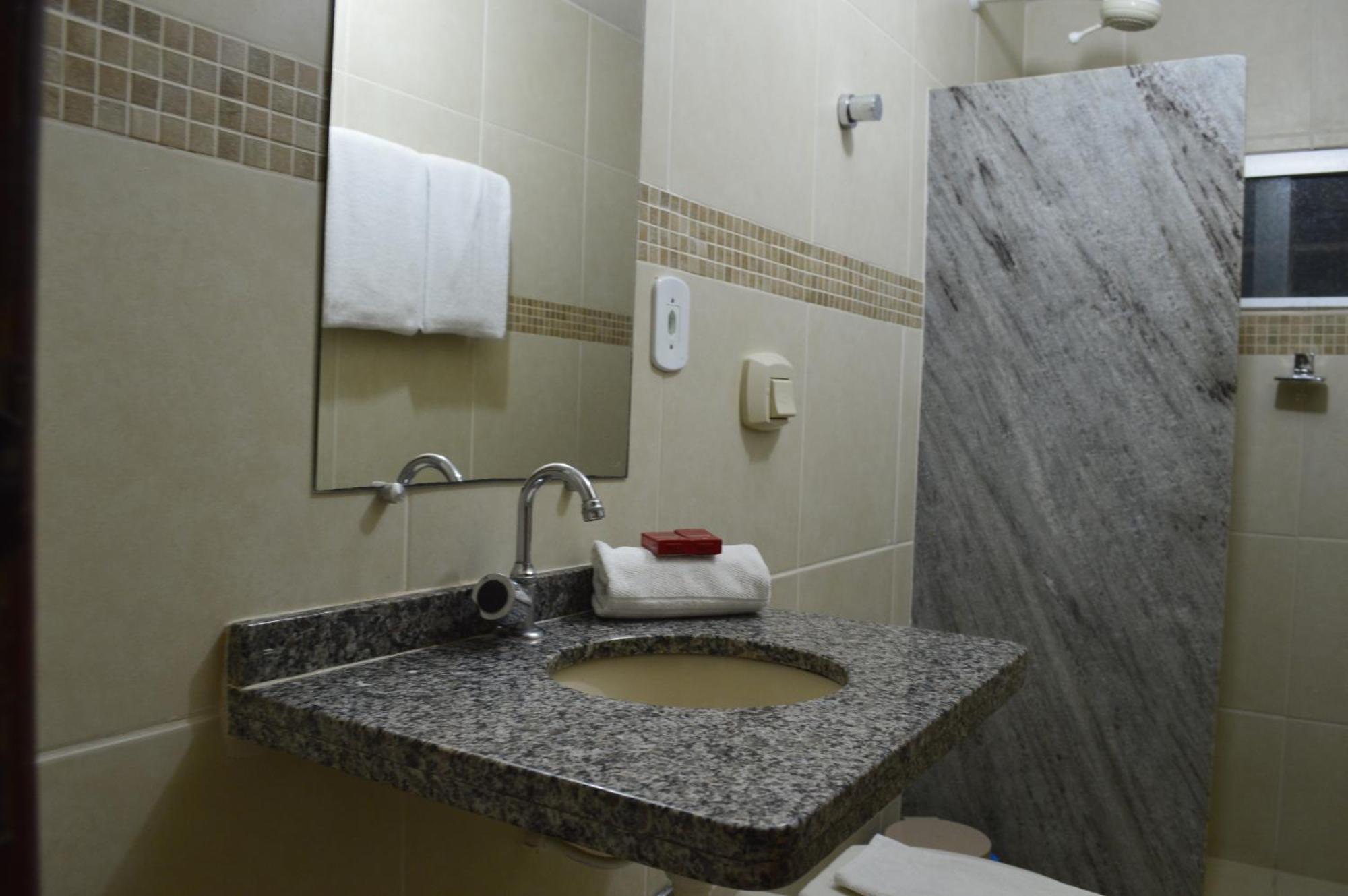 Richard Hotel Pôrto Velho Buitenkant foto