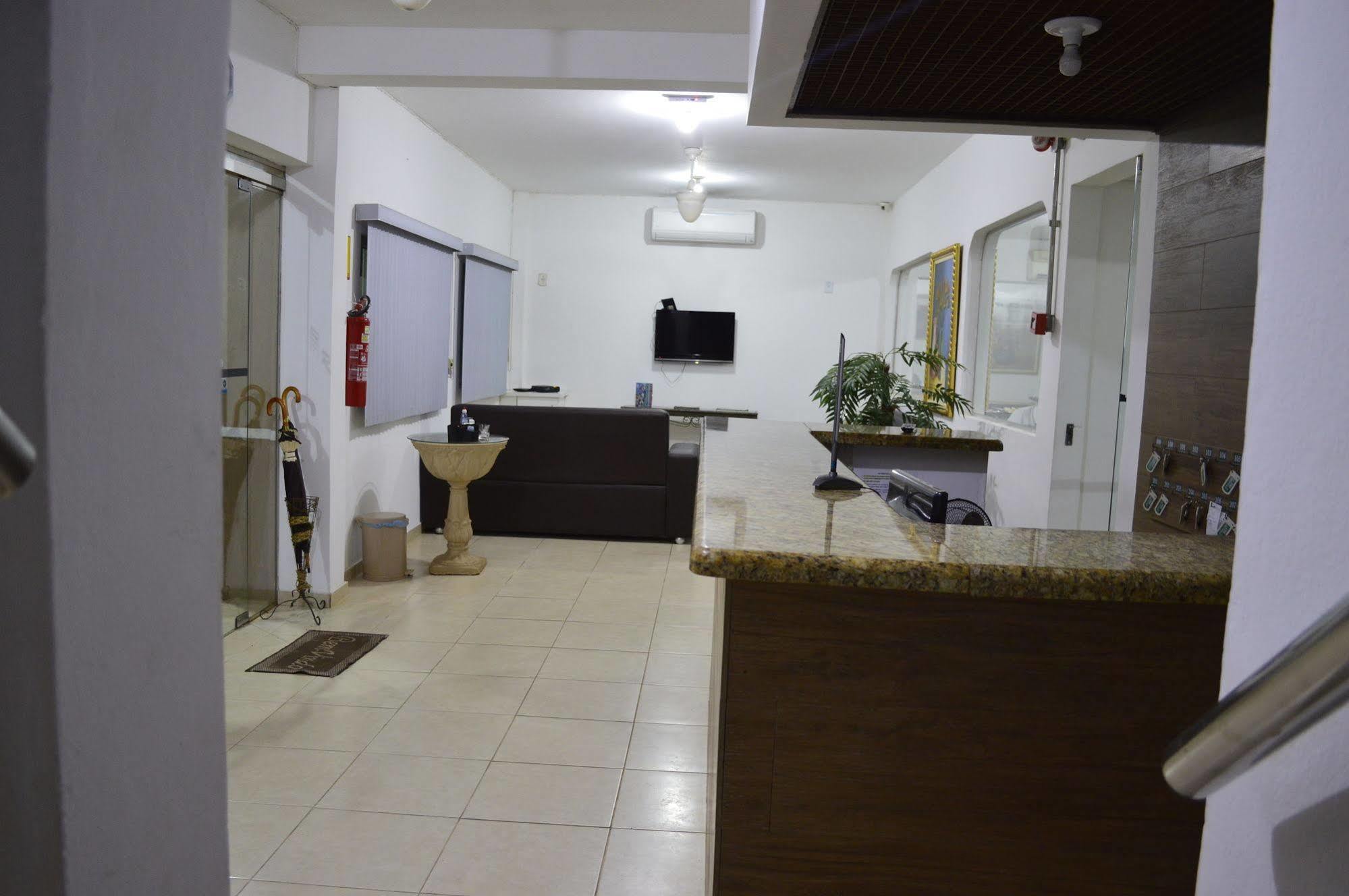 Richard Hotel Pôrto Velho Buitenkant foto